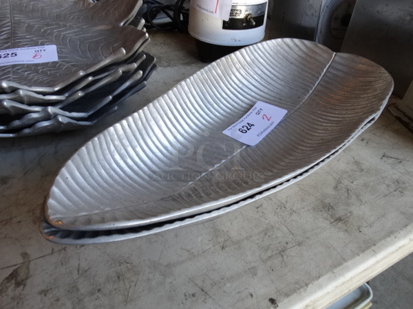 2 Metal Leaf Trays. 19.5x9x3. 2 Times Your Bid! - Image 1 of 3