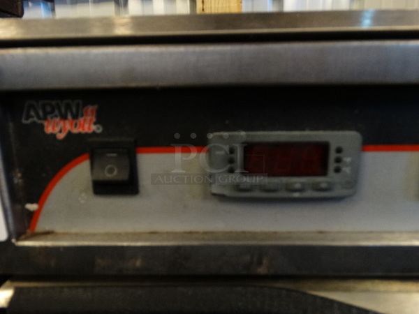 APW Wyott Stainless Steel Commercial 3 Drawer Warming Drawer. 25.5x21x35. Tested and Working! - Image 4 of 7