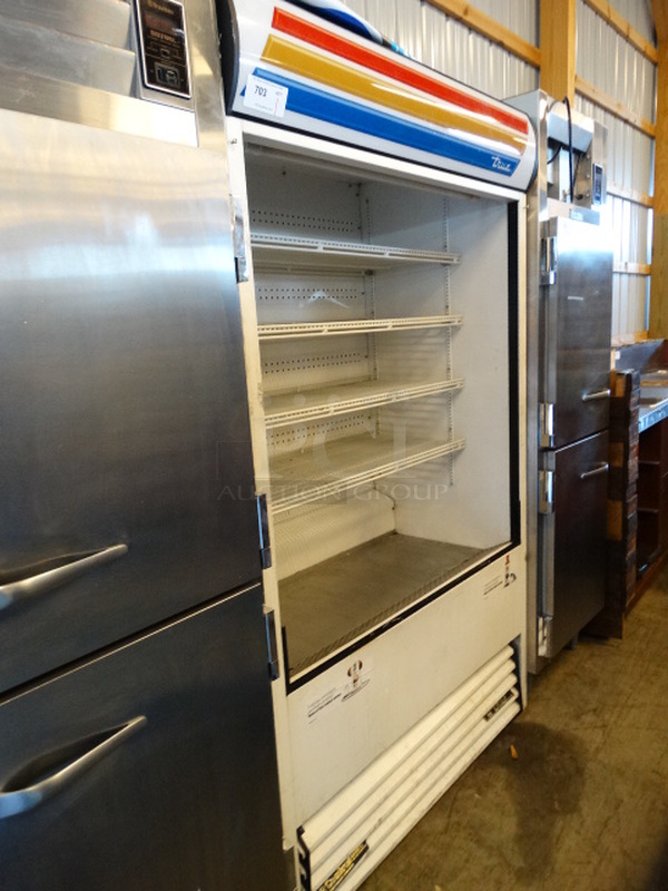 GREAT! 2005 True Model TAC-48 Commercial Floor Style Open Grab N Go Merchandiser w/ Poly Coated Racks. 208/230 Volts, 1 Phase. 48x35x81 - Image 2 of 5