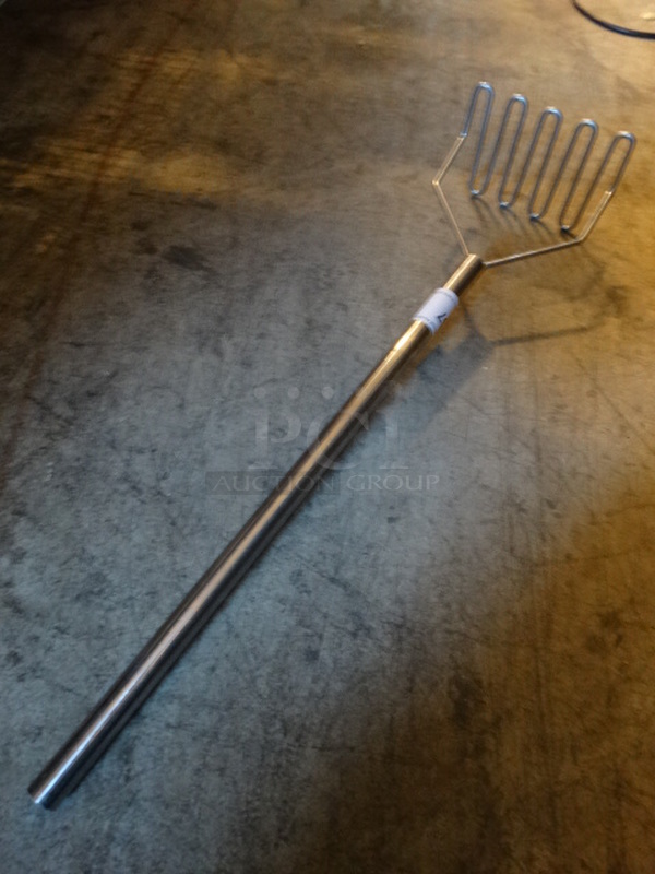 Metal Masher. 31x8x6