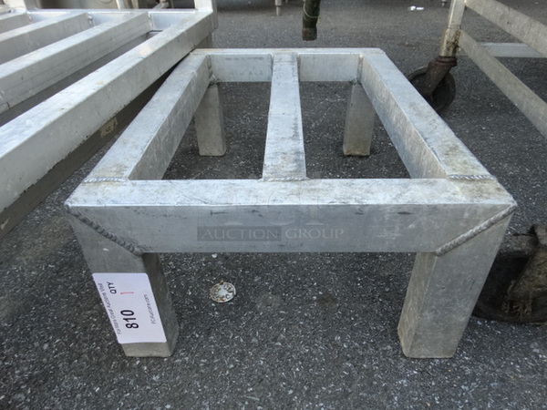 Metal Dunnage Rack. 20x14x8 - Image 1 of 3