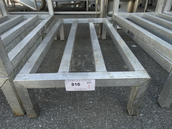 Metal Dunnage Rack. 36x18x8