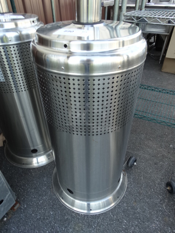 Fire Sense Stainless Steel Commercial Propane Gas Powered Patio Heater. 30x30x84 - Image 2 of 7