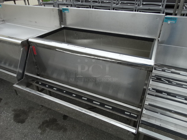 Stainless Steel Commercial Ice Bin w/ Cold Plate and Speedwell. 36x24x37 - Image 5 of 5
