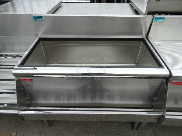 Stainless Steel Commercial Ice Bin w/ Cold Plate and Speedwell. 36x24x37