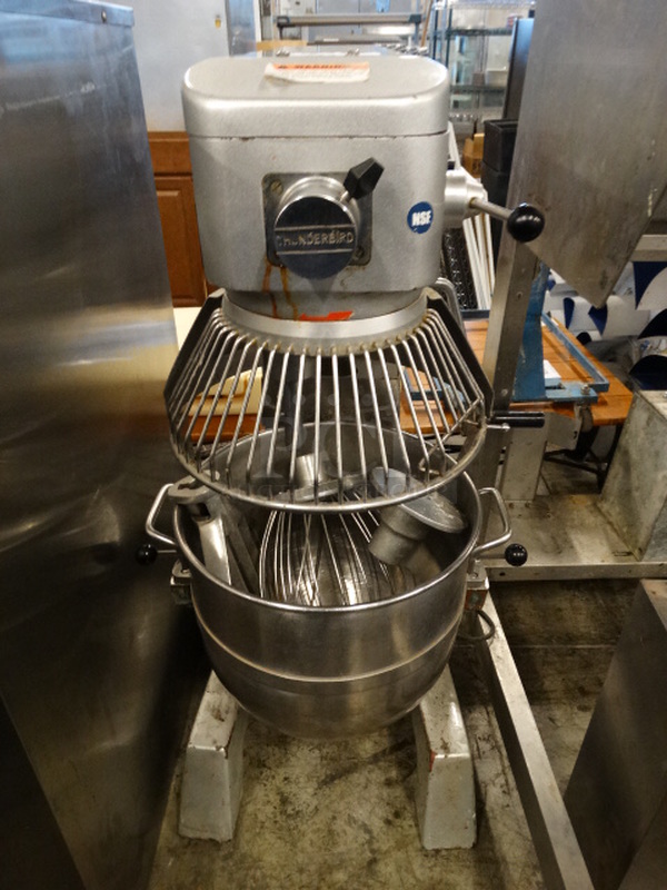 BEAUTIFUL! Thunderbird Model ARM-40 Metal Commercial Floor Style 40 Quart Planetary Mixer w/ Mixing Bowl, Bowl Guard, Dough Hook, Paddle and Whisk Attachments. 115 Volts, 1 Phase. 21x24x46. Tested and Working! - Image 2 of 7