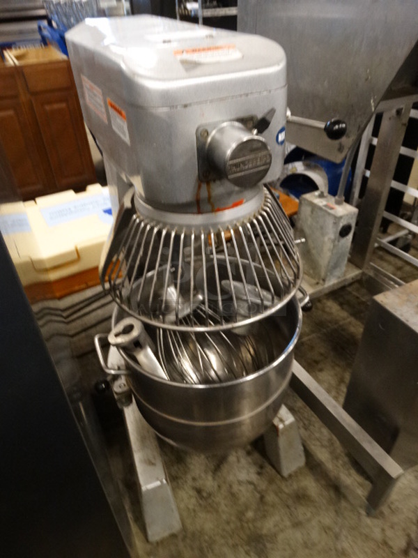BEAUTIFUL! Thunderbird Model ARM-40 Metal Commercial Floor Style 40 Quart Planetary Mixer w/ Mixing Bowl, Bowl Guard, Dough Hook, Paddle and Whisk Attachments. 115 Volts, 1 Phase. 21x24x46. Tested and Working! - Image 3 of 7