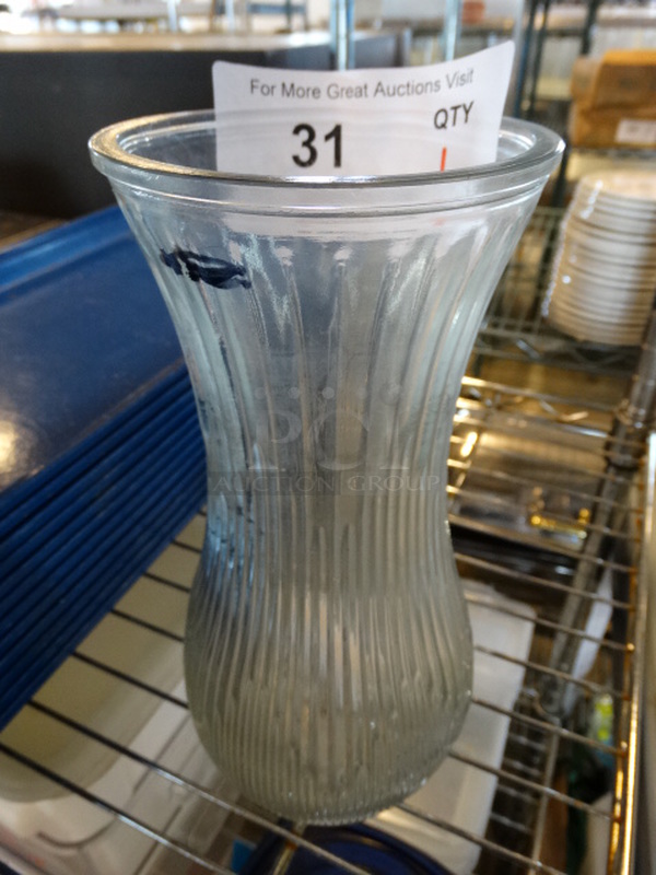Vase. 4x4x10 - Image 2 of 3
