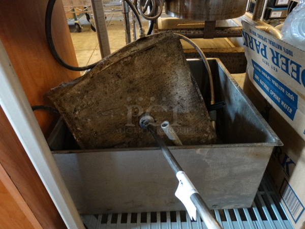 Metal Grease Trap. 19x19x9