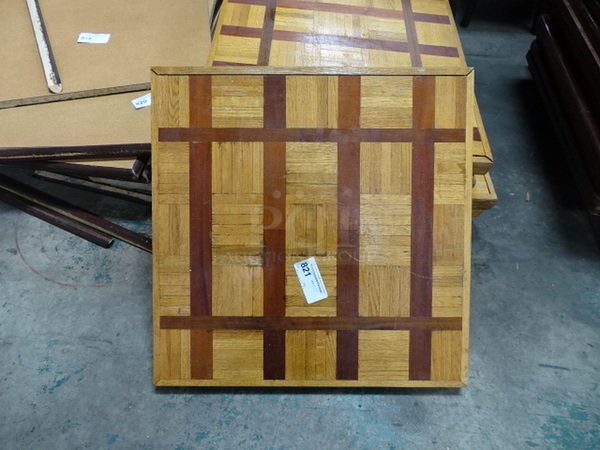 NICE! Oak Table Top With Cherry Colored Lines. 29.5x29.5x2