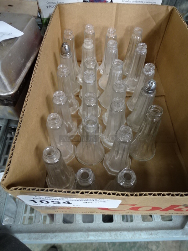 ALL ONE MONEY! Commercial Glass Shakers. 2x2x4.25