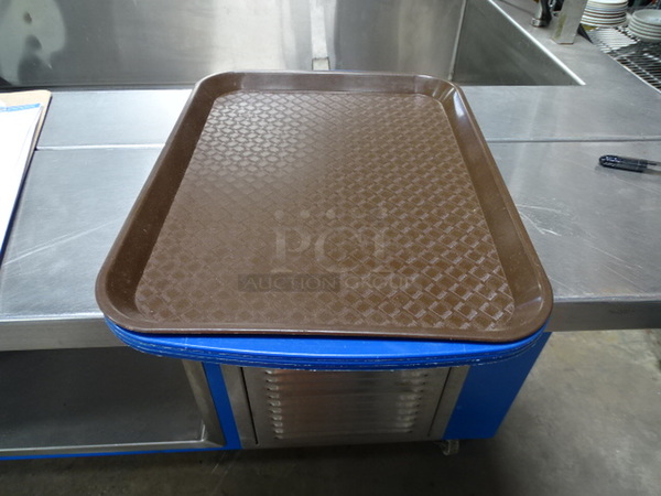 (x4) 4 Times Your Bid. Commercial Serving Food Trays. 1 Brown And 3 Blue. 10.5x14.25x1