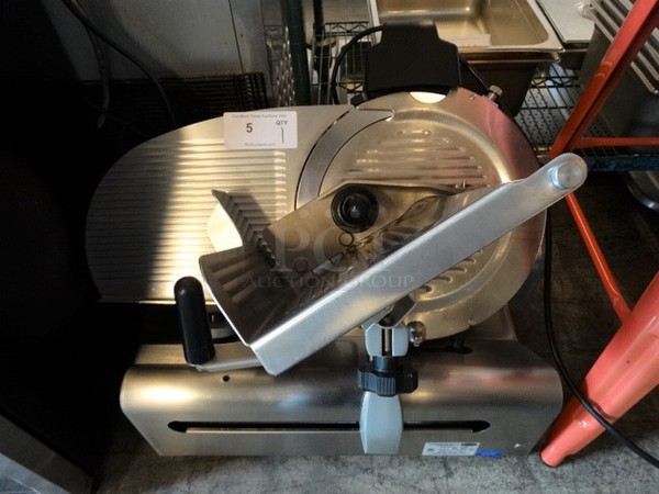 GREAT! 2014 Globe Model 3600N Stainless Steel Commercial Countertop Meat Slicer w/ Blade Sharpener. 115 Volts, 1 Phase. 28x23x21. Tested and Working!