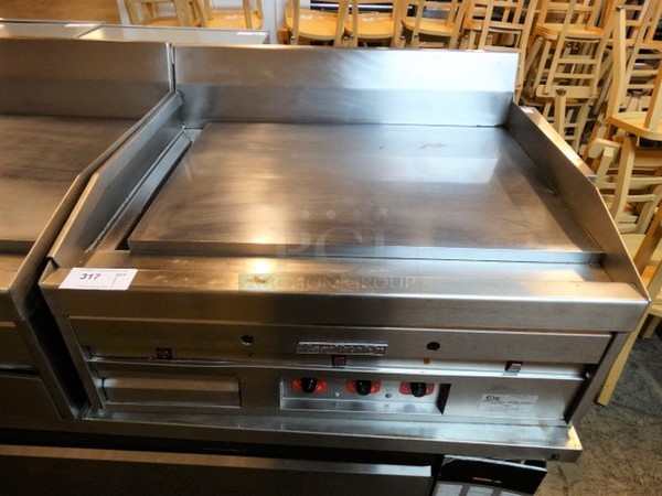 STUNNING! MagiKitch'n Stainless Steel Commercial Countertop Natural Gas Powered Chrome Flat Top Griddle w/ Thermostatic Controls. 36x32x21
