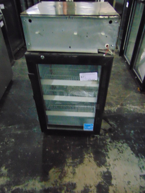 BRAND NEW! SG Merchandising Model CT-3 Commercial Electric Triple Glass Door Cooler. 115 Volt 19x20.5x36.75Tested And Working. 