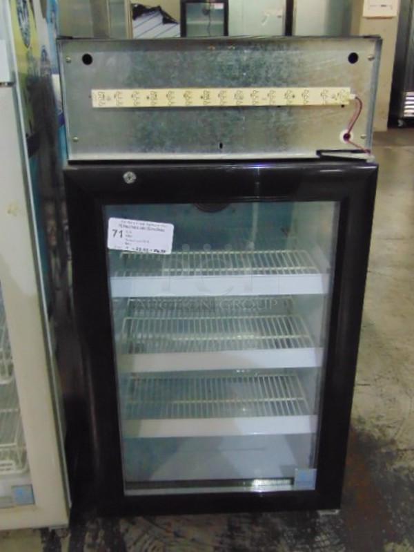 BRAND NEW! SG Merchandising Model CT-3 Commercial Electric Single Glass Door Countertop Cooler. 115 Volt 19x20.5x36.5 Tested And Working. 