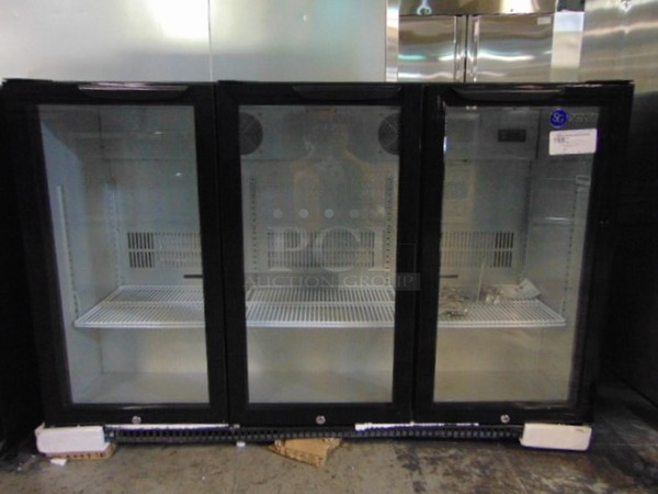 BEAUTIFUL! BRAND NEW SG Merchandising Model BB-12H3 Commercial Electric Triple Glass Door Cooler. 110 Volt 53.25x20.25x35 Tested And Working