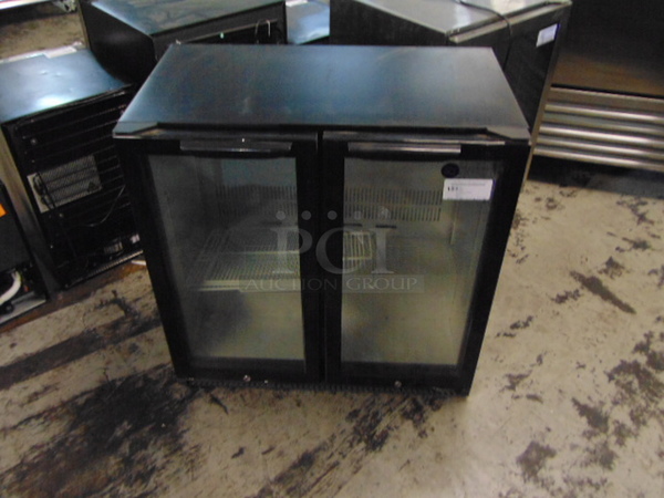 NICE! BRAND NEW SG Merchandising Model BB-8H2 Commercial Electric Double Glass Door Cooler. 110 Volt 31.25x20.5x34.25 Tested And Working