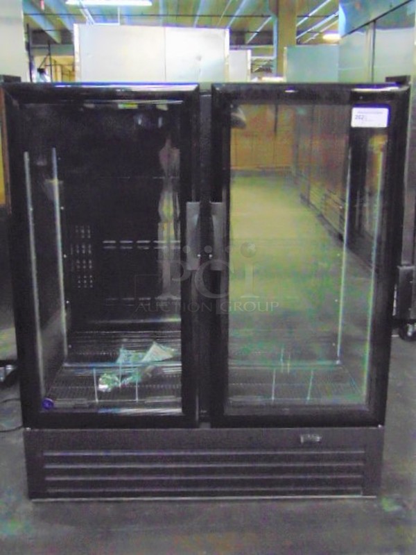 EXCELLENT! BRAND NEW SG Merchandising Model DD-20 Commercial Electric Double Glass Door Cooler. 110 Volt 46.5x23x54 Tested And Working