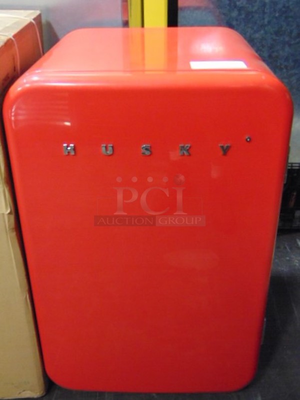 WOW! BRAND NEW SG Merchandising Model RCH05-R Commercial Electric Red Retro Style Husky Single Solid Door Refrigerator. 110 Volt 21.25x21.25x33 Tested And Working