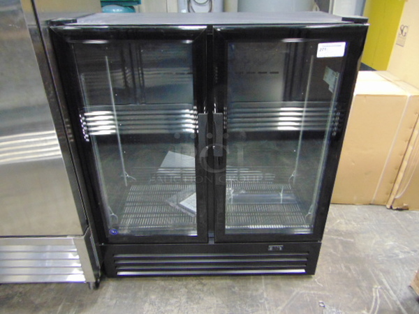 WOAH! BRAND NEW SG Merchandising Model DD-20 Commercial Electric Double Glass Door Cooler. 46.5x23x54 Tested And Working 