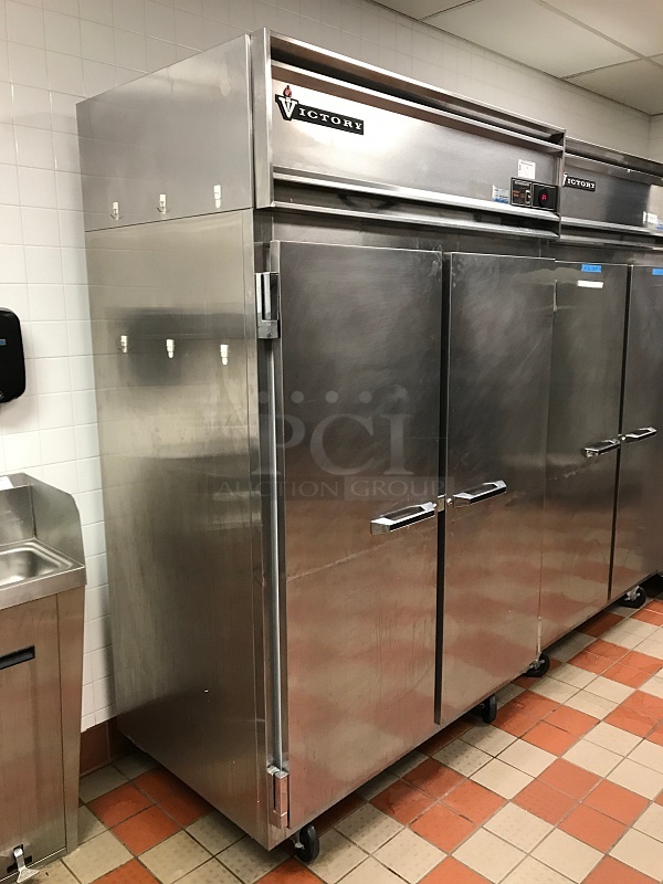Victory RSA-2D-S7 UltraSpec Series Refrigerator Featuring Secure-Temp Technology, Reach-In Two Door, 115v 1ph, Tested & Working! - Image 3 of 6