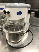 Globe SP5 Aluminum Gear Driven 5 Qt Commercial Countertop Mixer, Includes Attachments, 115v 1ph, Tested & Working! (See Video)