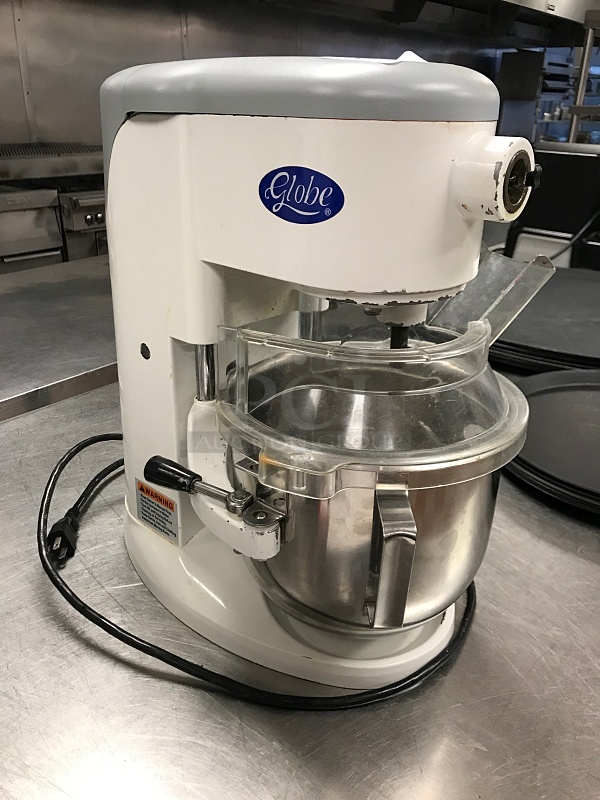 Globe SP5 Aluminum Gear Driven 5 Qt Commercial Countertop Mixer, Includes Attachments, 115v 1ph, Tested & Working! (See Video) - Image 3 of 4