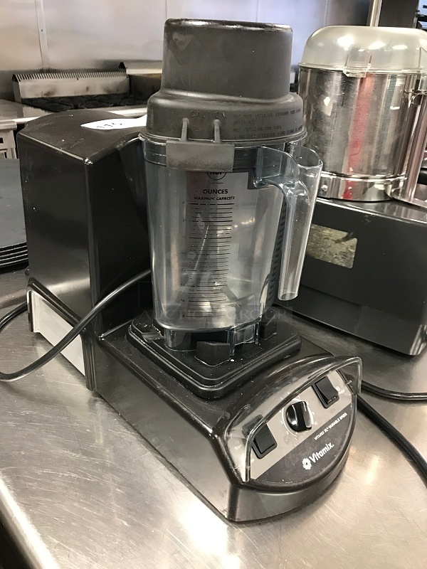 Vitamix Vita-Prep 3 Variable Speed Food Blender, 115v 1ph, Tested & Working! - Image 1 of 3
