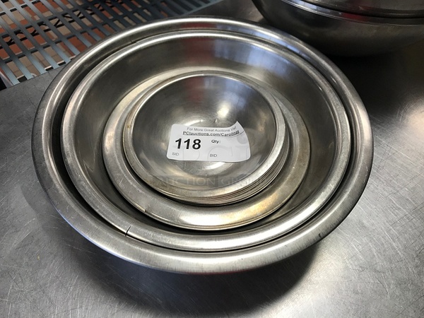 Mixing Bowls Varying In Size - Image 2 of 2