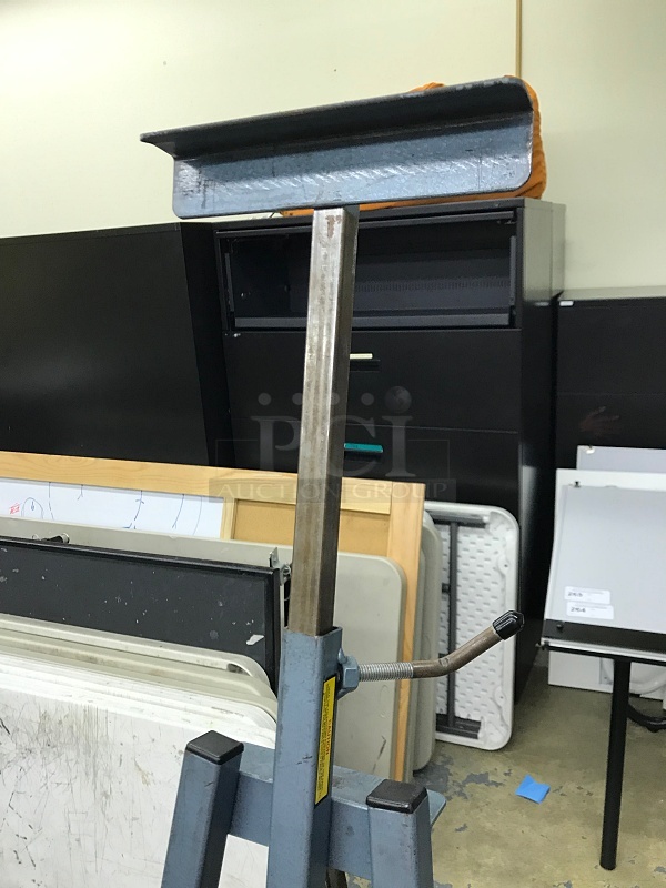 Klopfenstein Collegiate Easel CE100 Grey Heavy Duty Metal Adjustable Easels (2x bid) - Image 3 of 4