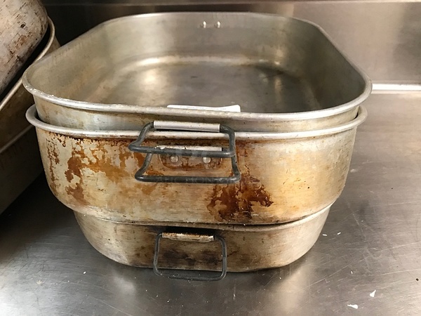 Three Aluminum Roasting Pans - Image 1 of 1
