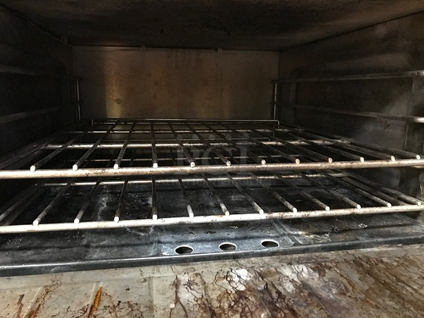 U.S. Range C836-6RC 36" 6 Burner Heavy Duty Range With Standard Oven, Natural Gas, Tested & Working! - Image 4 of 4