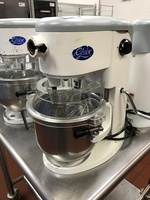 Globe SP5 Aluminum Gear Driven 5 Qt Commercial Countertop Mixer, Includes Attachments, 220v 1ph, Tested & Working! (See Video)