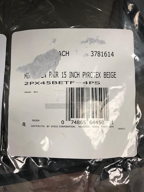 NEW IN BAG! Two Pairs of Sysco Oven Mitts - Image 2 of 2