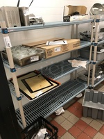 Metro Max Q Rack w/ Four Shelves