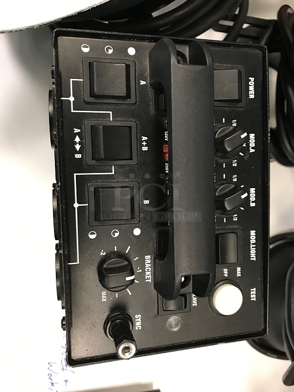 Profoto Acute 2R 2400 Lighting Power Supply w/ Built In Wireless Trigger, Includes Acute D4 Ring Flash, ProRing Wide Soft Flash and Acute D4 Head Flash - Image 3 of 11