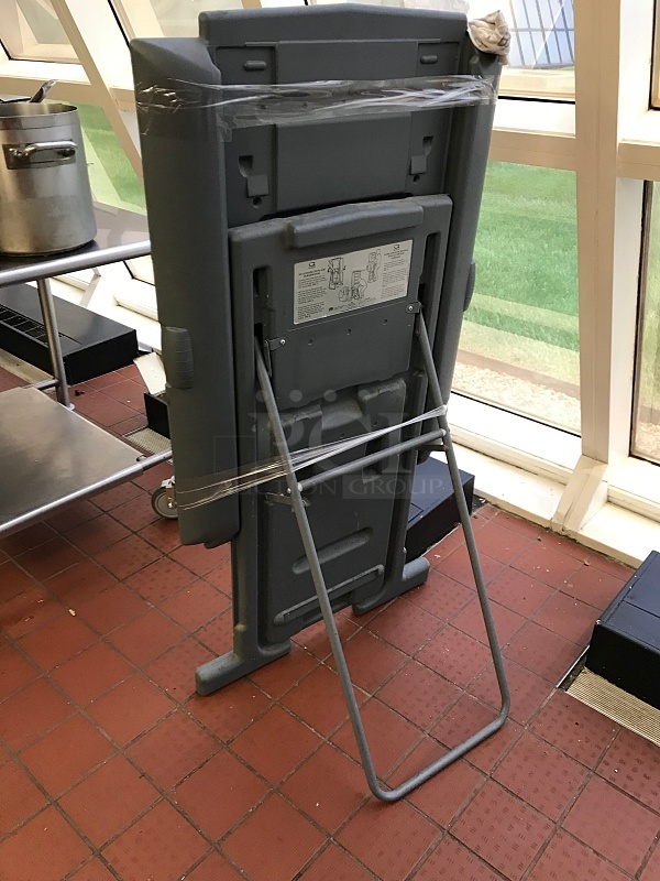 Quartet DuraMax Easel - Image 2 of 3