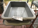 Bus Tub w/ Lid