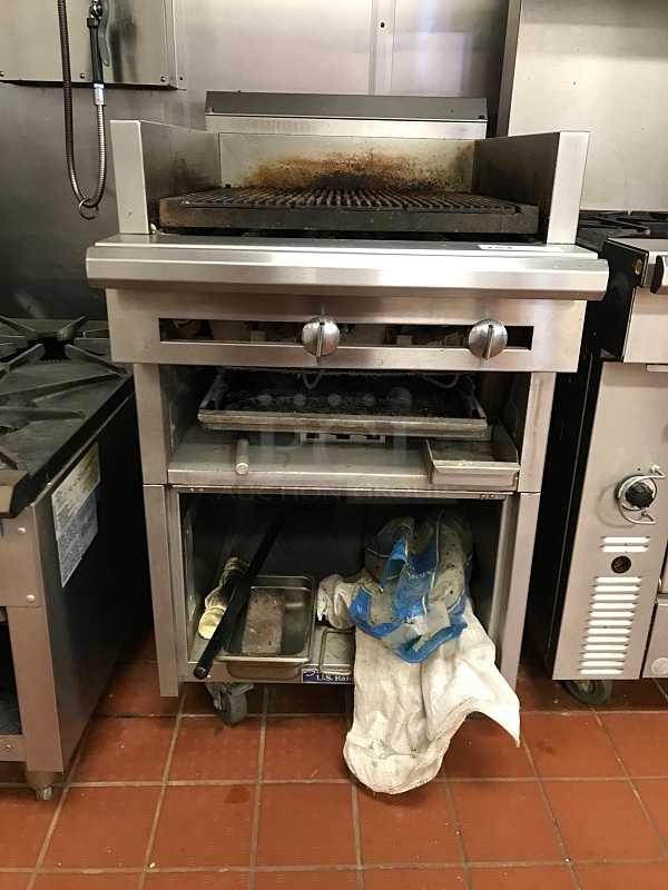 U. S. Range Natural Gas 24" Cuisine Series Range Match Lava Rock Charbroiler w/ Adjustable Grates & Storage Base, 90,000 BTU, Tested & Working! - Image 3 of 3