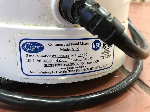 Globe SP5 Aluminum Gear Driven 5 Qt Commercial Countertop Mixer, Includes Attachments, 110v 1ph, Tested & Working! (See Video) - Image 2 of 2