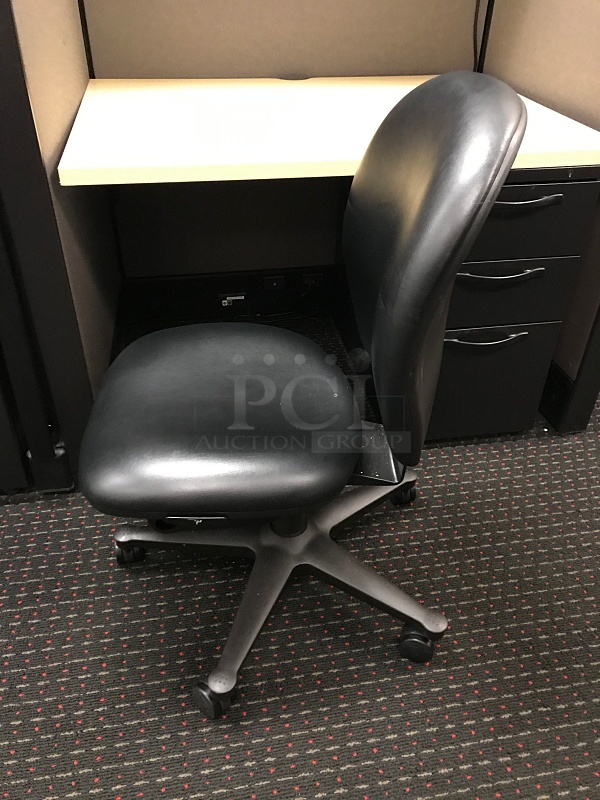 Single Herman Miller Desk w/ Overhead Storage, Cubicle Partition Panels & Task Chair - Image 2 of 3