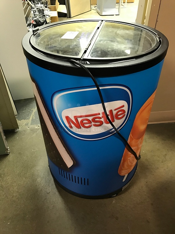 Excellence Commercial RF77 Frozen Food Merchandiser on Casters. 120 volt. Working! - Image 2 of 4