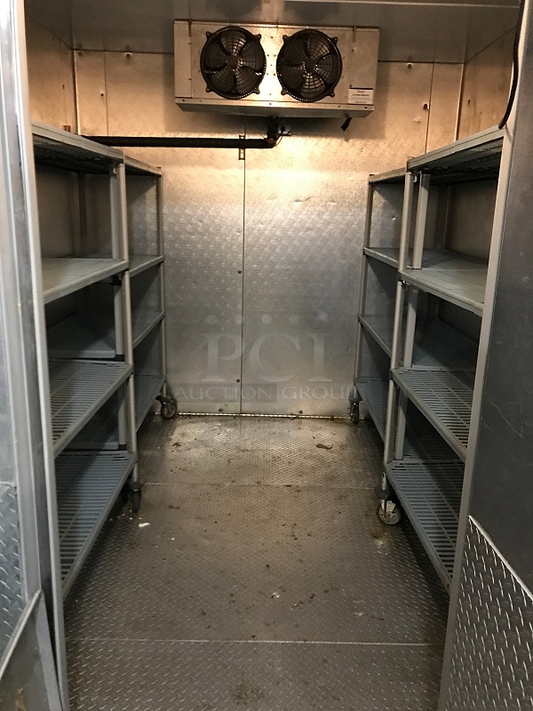 AMAZING CONDITION! Harford Combination Walk Through Cooler / Freezer Walk-In, 12' Refrigerator & 12' Freezer. Insulated Floor Throughout, 208V, Tested & Working! BUYER MUST DISASSEMBLE & REMOVE. (Racks NOT included) - Image 7 of 10
