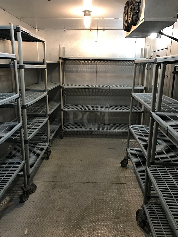 AMAZING CONDITION! Harford Combination Walk Through Cooler / Freezer Walk-In, 12' Refrigerator & 12' Freezer. Insulated Floor Throughout, 208V, Tested & Working! BUYER MUST DISASSEMBLE & REMOVE. (Racks NOT included) - Image 10 of 10