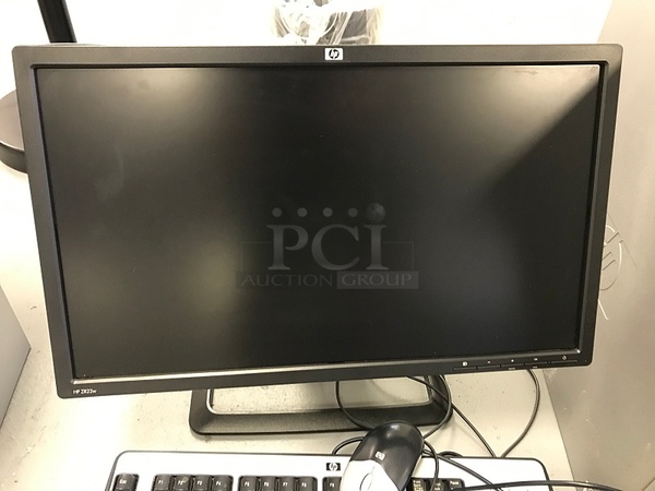 HP Z400 PC Workstations w/ 22" HP Monitors & Windows Installed (2x bid) - Image 4 of 5
