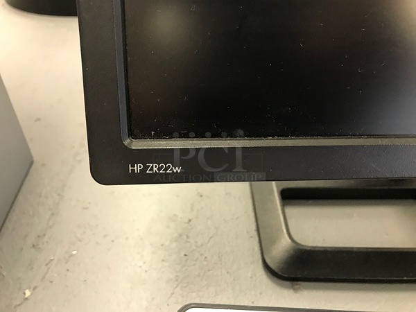 HP Z400 PC Workstations w/ 22" HP Monitors & Windows Installed (2x bid) - Image 5 of 5