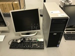 HP Z400 PC Workstations w/ 15" HP Monitors & Windows Installed