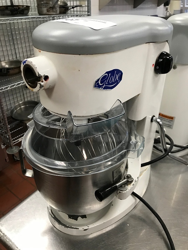 Globe SP5 Aluminum Gear Driven 5 Qt Commercial Countertop Mixer, Includes Attachments, 115v 1ph, Tested & Working! (See Video)