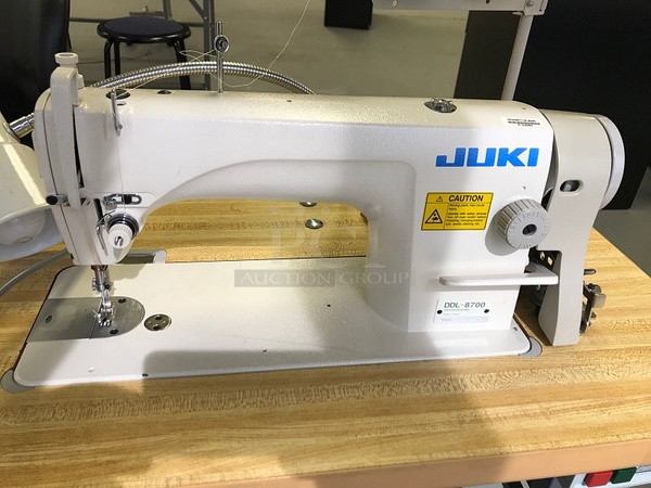 Juki DDL-8700 High-speed Single Needle Straight Lockstitch Industrial Sewing Machine w/ Table & Servo Motor, 115v 1ph, Tested & Working! - Image 3 of 4